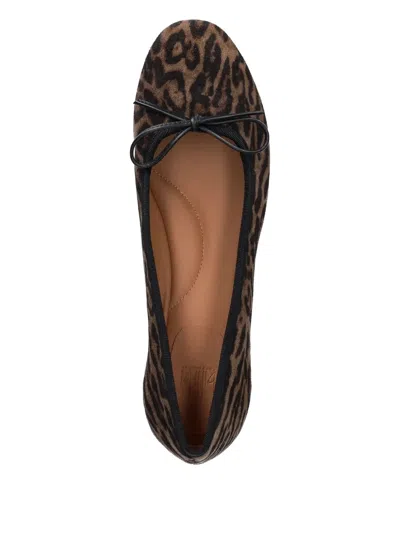 Billi Bi Leopard-print Bow Ballet Flats In Brown