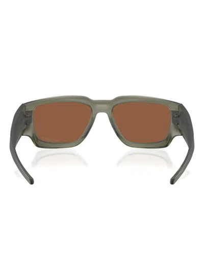 Oakley Man Sunglass Oo9514 Instagator In Brown
