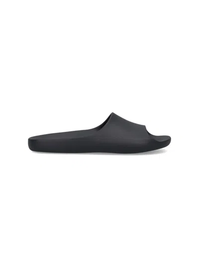 The Row Ama Slipon In Rubber In Black