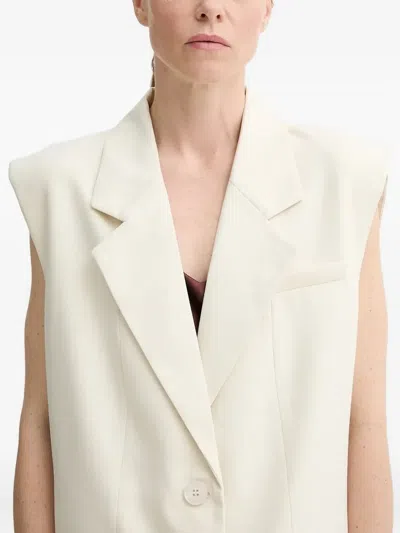 Gestuz Padded-shoulder Sleeveless Gilet In Neutral