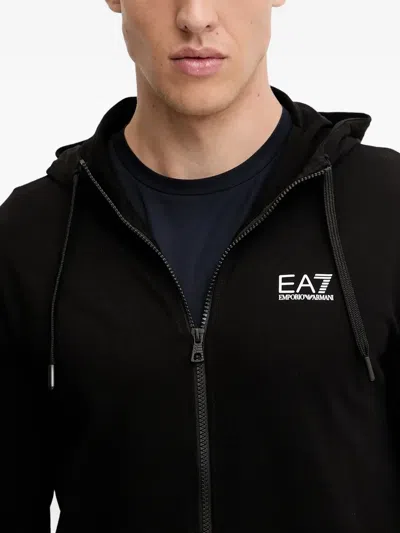 LOGO细节拉链连帽衫