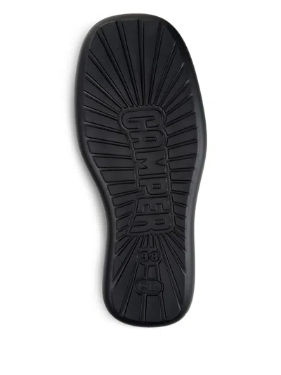 Camper Onda In Neutral