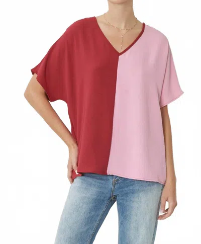 Entro Color Block V-neck Top In Ruby In Pink