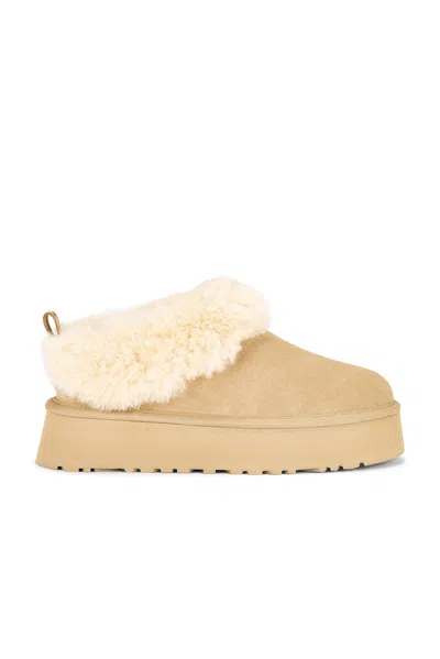 Ugg Tazzelle Platform Boots In Yellow