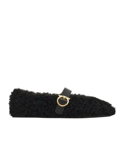 Ferragamo Shearling Ballet Flats In Black