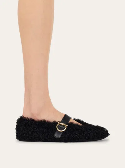 Ferragamo Shearling Ballet Flats In Black