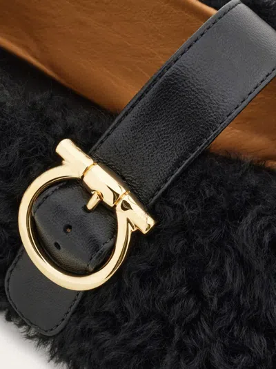 Ferragamo Shearling Ballet Flats In Black