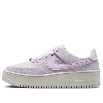 Nike (wmns)  Air Force 1 Sage Low 'barely Grape' In Purple