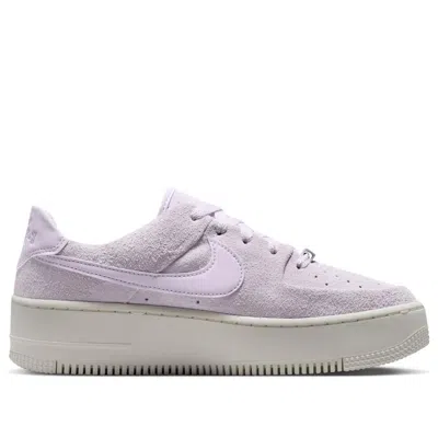 Nike (wmns)  Air Force 1 Sage Low 'barely Grape' In Purple
