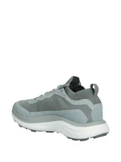 Helly Hansen Luna Ridge Logo-print Sneakers In Gray
