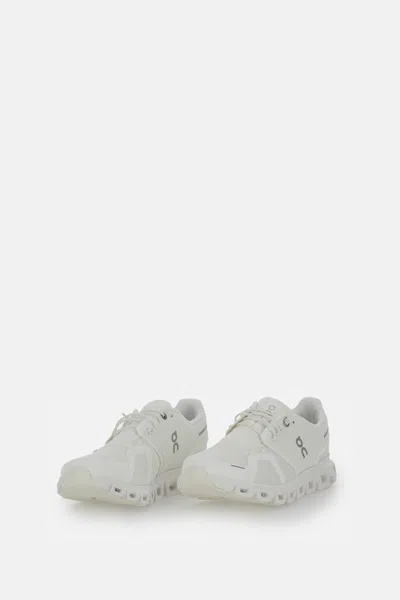 On Running Cloud 6 Sneaker In White