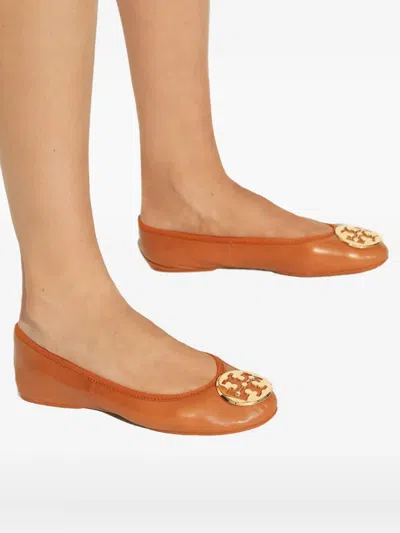 Tory Burch Minnie Leather Logo Travel Ballerina Flats In Brown