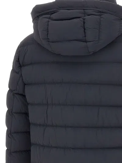 抽绳连帽绗缝夹克