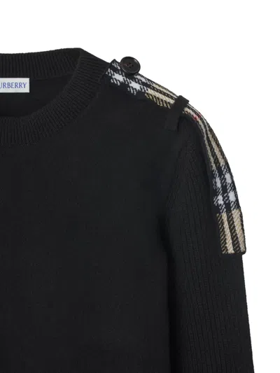 Burberry Karierter Pullover Mit Schulterklappen In Black