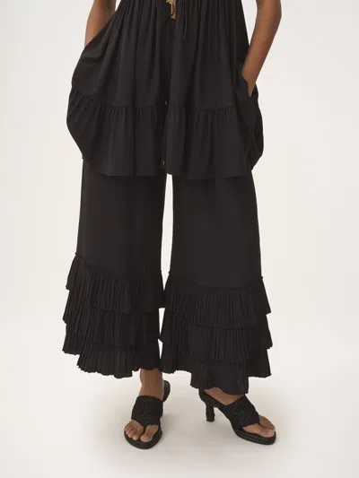 Chloé Wide Leg Trousers Ruffled Hem In Black