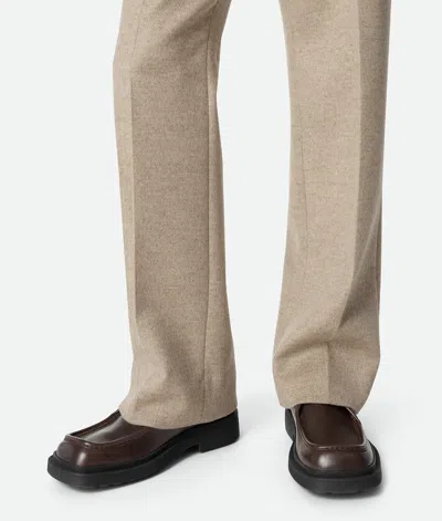 Bottega Veneta Round Toe Leather Lace-up Shoes For Men In Brown