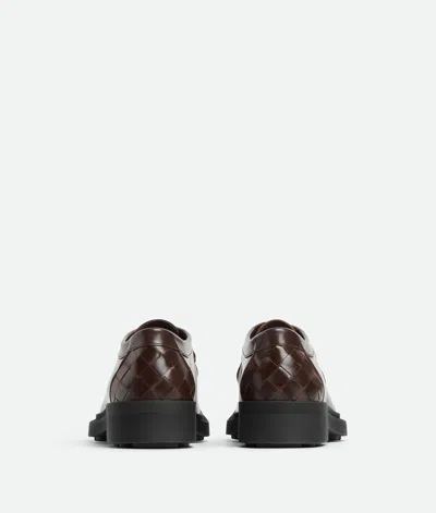Bottega Veneta Round Toe Leather Lace-up Shoes For Men In Brown