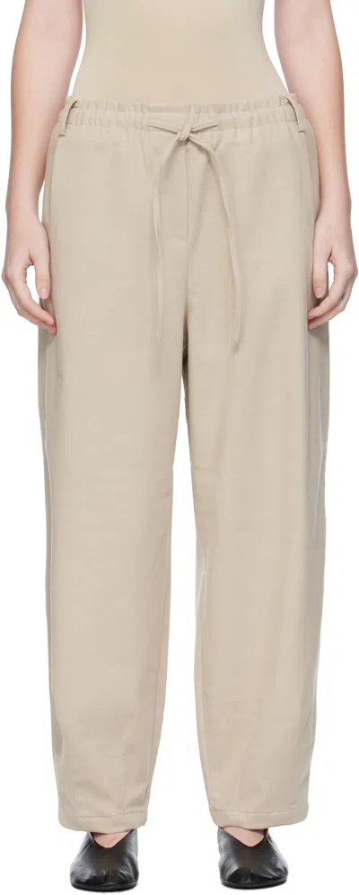Umarmung Off-white Wool Flannel Oval Silhouette Lounge Pants In White