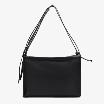 Bottega Veneta Black Leather Corriere Bag In Black