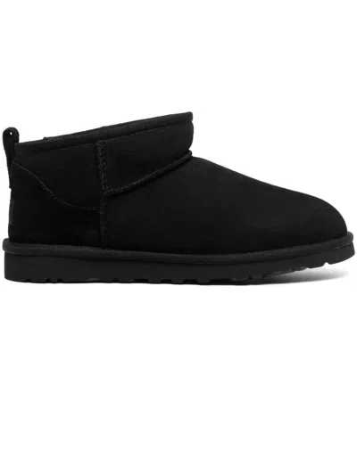 Ugg Minimalist Low-cut Ankle Boot With Textured Grip Sole In Black