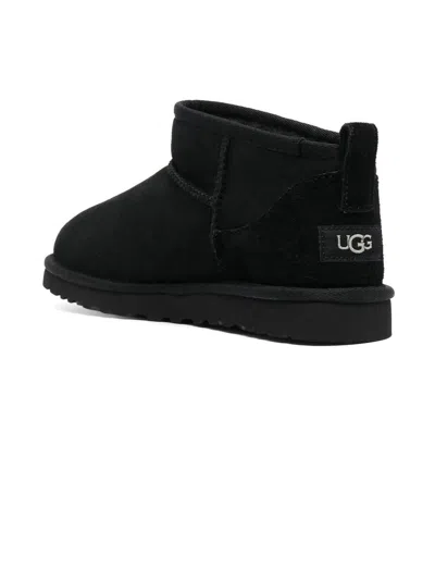 Ugg Minimalist Low-cut Ankle Boot With Textured Grip Sole In Black