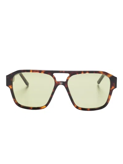 玳瑁纹图案太阳眼镜