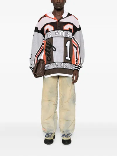 拼接褪色效果牛仔裤