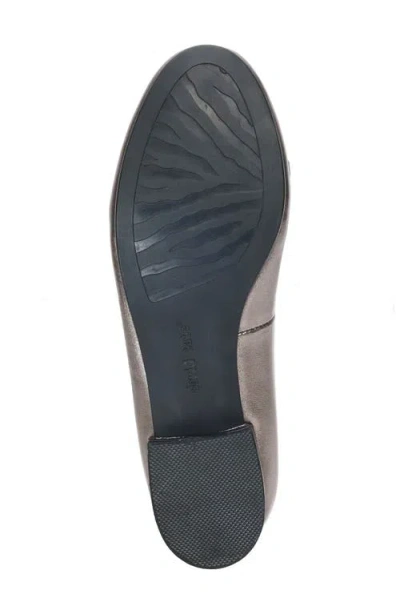 David Tate Omega Flat