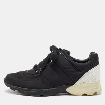 Pre-owned Chanel Black/white Nylon And Leather Cc Low Top Sneakers Size 39.5