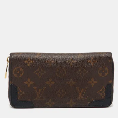 Pre-owned Louis Vuitton Monogram Canvas Zippy Retiro Wallet In Brown