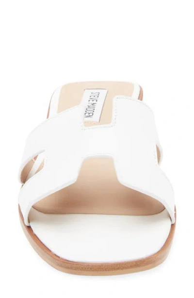 Steve Madden Hadyn Slide Sandal In White