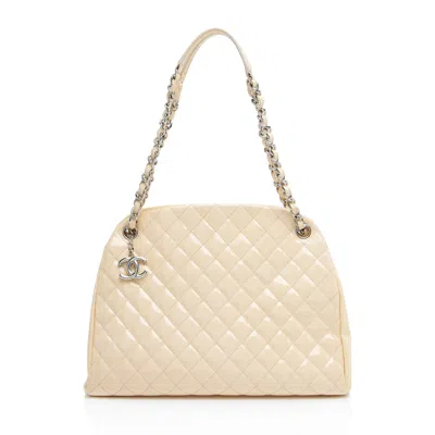 Pre-owned Chanel Patent Leather Just Mademoiselle Large Bowler Bag In Yellow