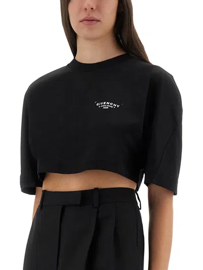 Givenchy Cropped Fit T-shirt In Cotton With Stamp Print Clothing In Black