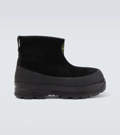 Stone Island S100120 Suede Boots In Black