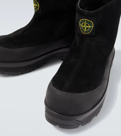 Stone Island S100120 Suede Boots In Black