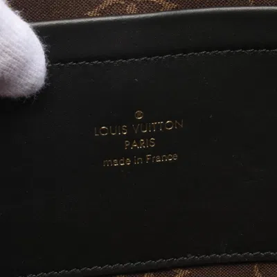 Pre-owned Louis Vuitton Black Leather Shoulder Bag ()
