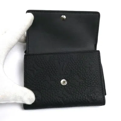 Pre-owned Louis Vuitton Black Leather Wallet (tri-fold) ()
