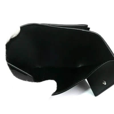 Pre-owned Louis Vuitton Black Leather Wallet (tri-fold) ()