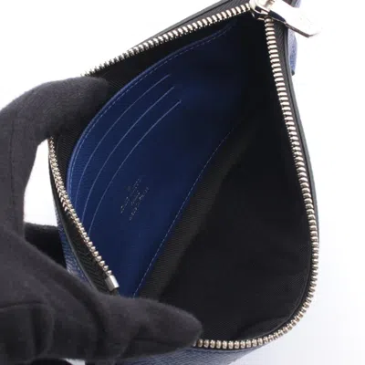 Pre-owned Louis Vuitton Blue Cobalt Navy Taigarama Coin Purse/coin Case ()