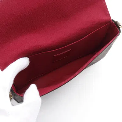 Pre-owned Louis Vuitton Brown Coated Canvas Shoulder Bag ()