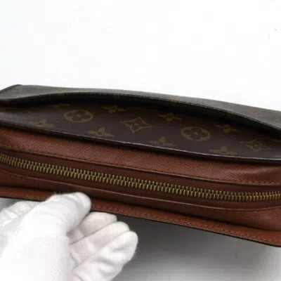 Pre-owned Louis Vuitton Brown Monogram Monogram Clutch Bag ()