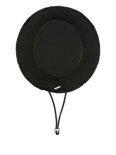 Jacquemus Fringed Edge Artichoke Bob Hat In Black