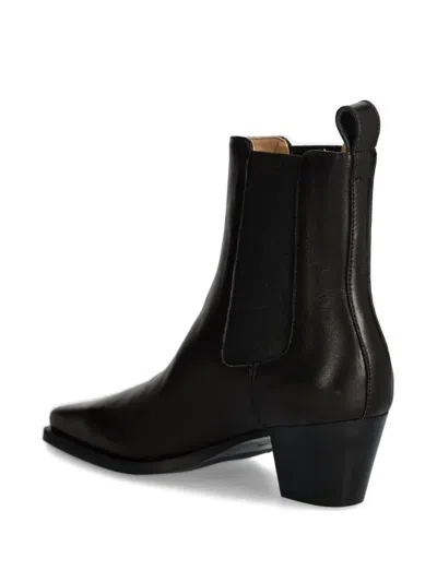 Copenhagen Elastic-panel Pointed-toe Boots In Black