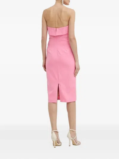 露肩中长连衣裙