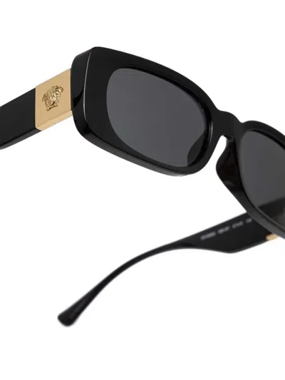 长方形镜框太阳眼镜