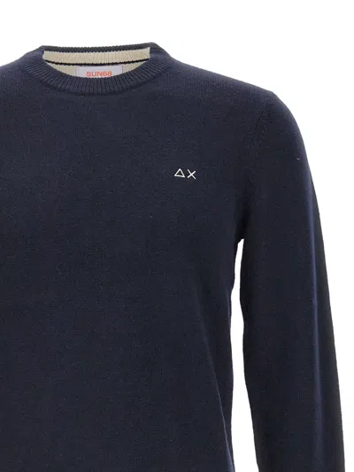 LOGO刺绣圆领毛衣