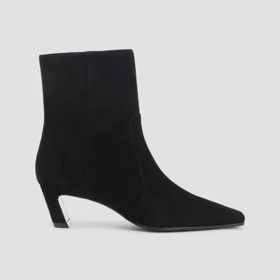 Stuart Weitzman Pointed Toe Ankle Boots With Mid-height Heel In Black