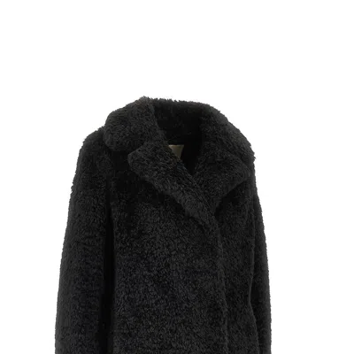 Herno Lapel Long-sleeved Coat In Black