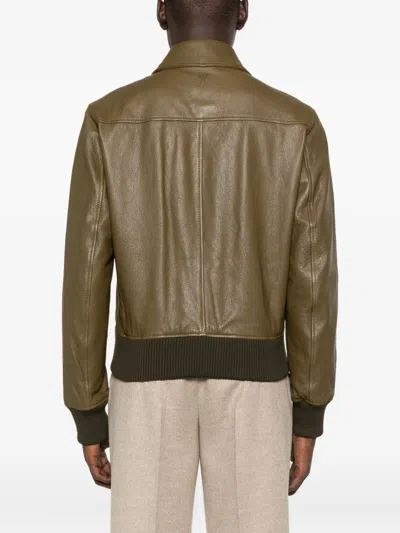 罗纹边饰皮夹克