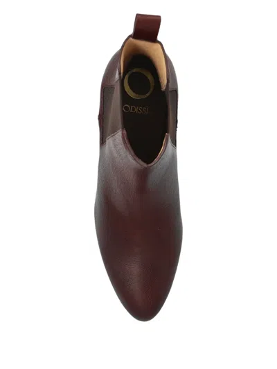 Odissi Ella Pointed-toe Chelsea Boots In Red